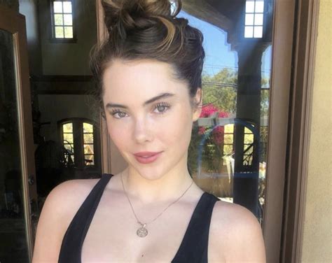 mckayla maroney shower|Swimsuit Photo Of McKayla Maroney Goes Viral。